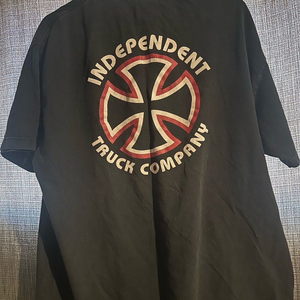 Independent Truck Company Black Tee